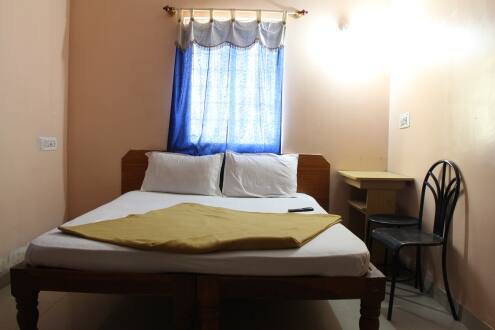 JP Deluxe Lodge, Bangalore 2